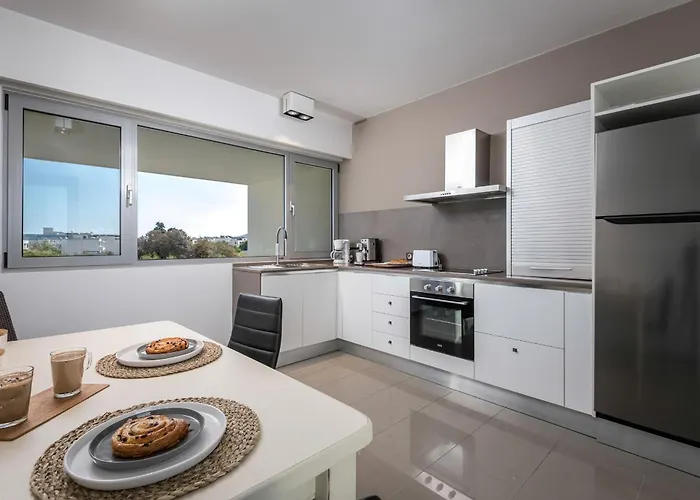 Ippolitus Feliz * بلدة كوس