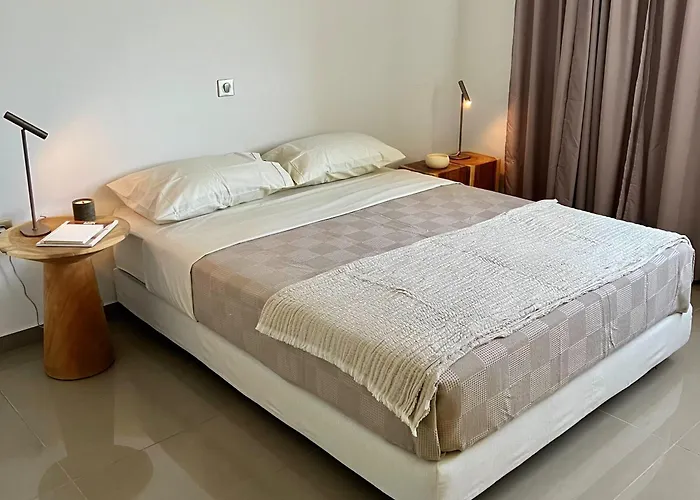 Ippolitus Feliz * بلدة كوس